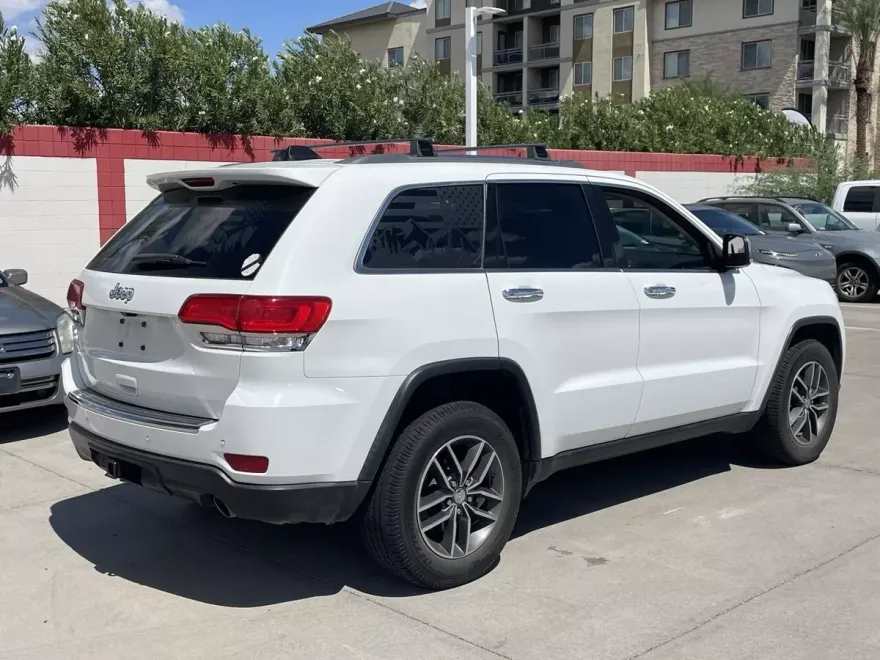 2018 Jeep Grand Cherokee Limited photo 1