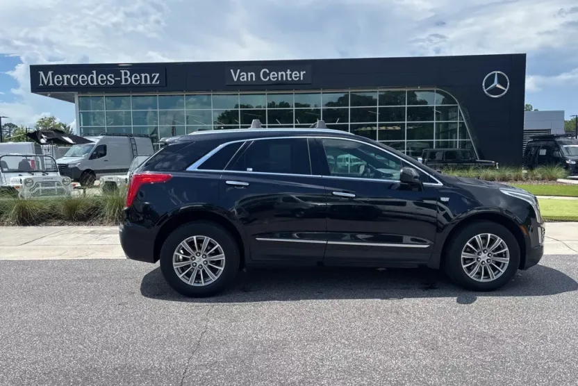2018 Cadillac XT5 Luxury photo 1