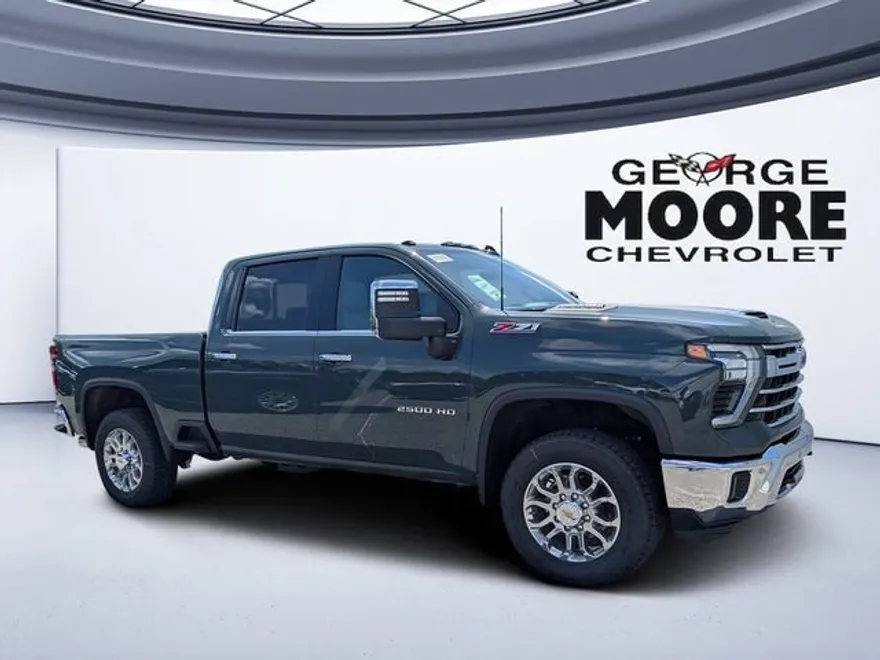 2025 Chevrolet Silverado LTZ photo 1