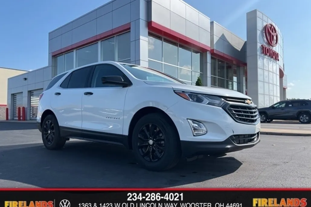 2019 Chevrolet Equinox LT photo 1