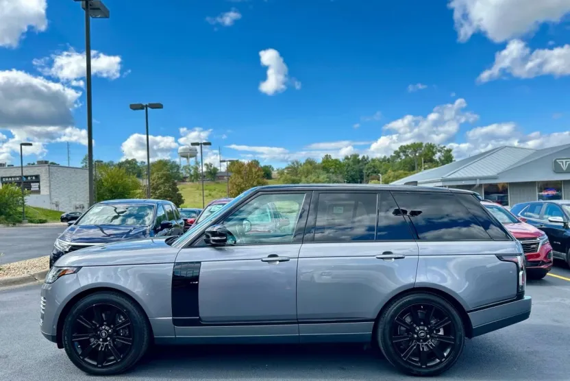 2021 Land Rover Range Rover HSE Westminster Edition photo 1
