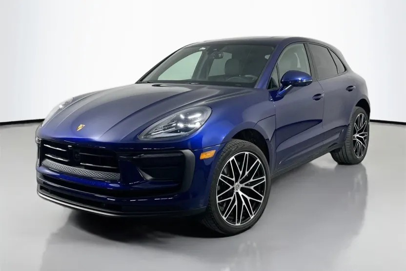 2025 Porsche Macan Base photo 1