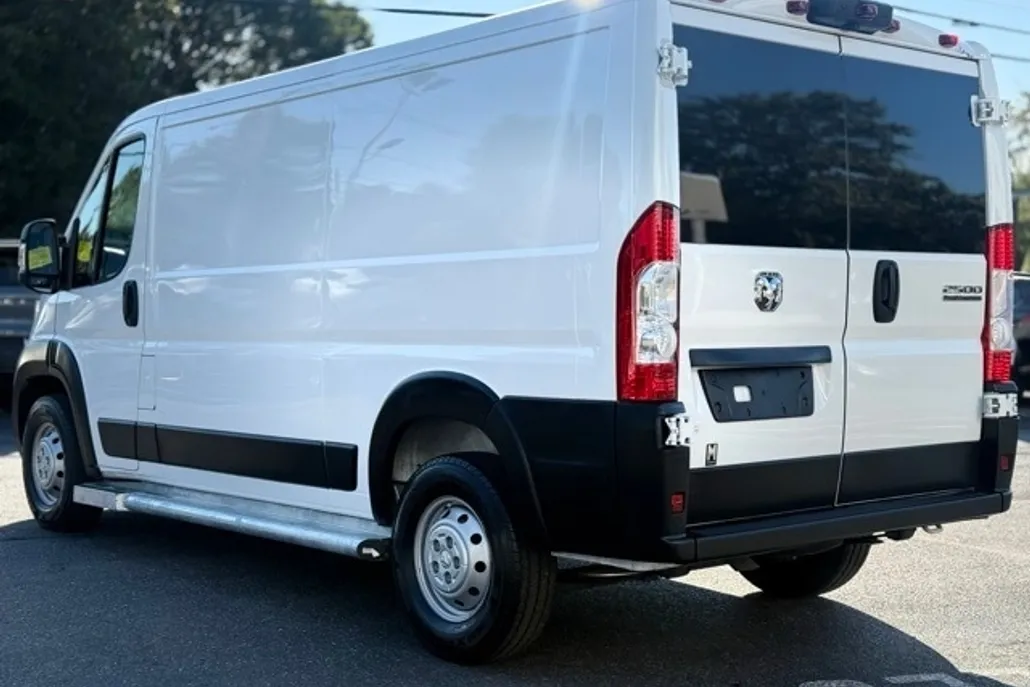 2023 Ram ProMaster 2500 Base Cargo Van photo 1