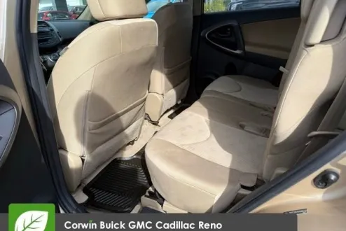 2009 Toyota RAV4 photo 2