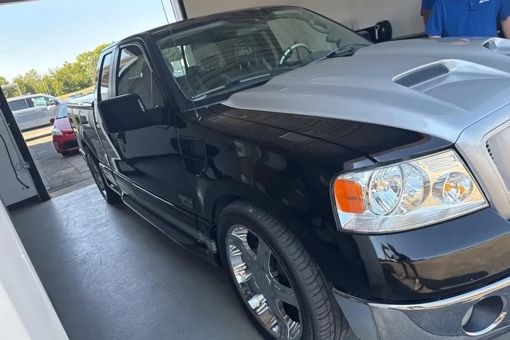 2006 Ford F-150 XLT photo 1