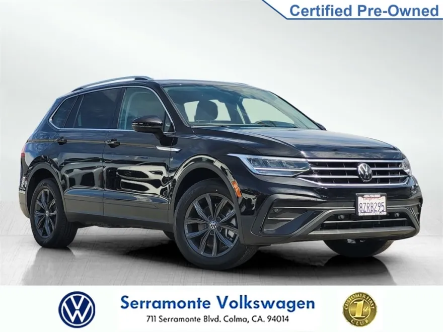 2022 Volkswagen Tiguan SE photo 1
