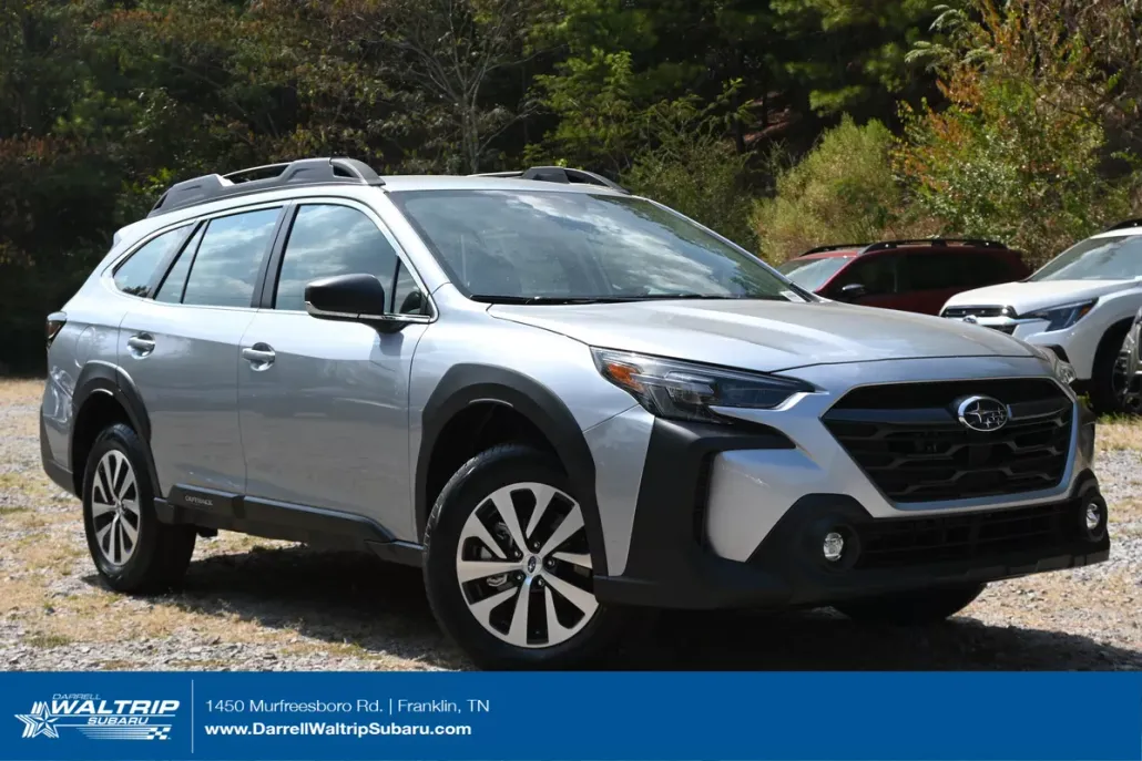 2025 Subaru Outback Base photo 1
