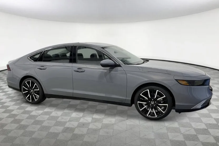 2025 Honda Accord Hybrid Touring photo 1