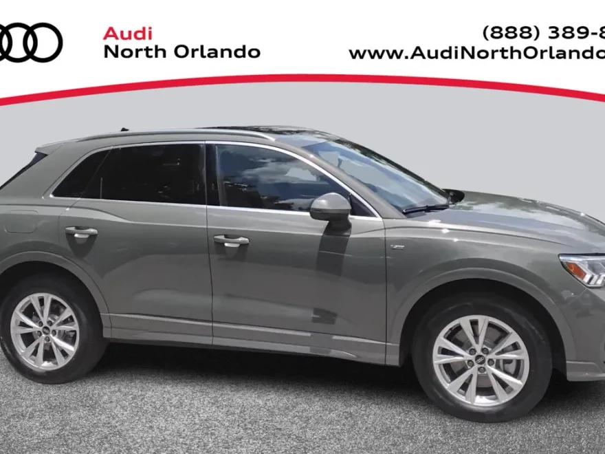 2025 Audi Q3 S line Premium photo 1