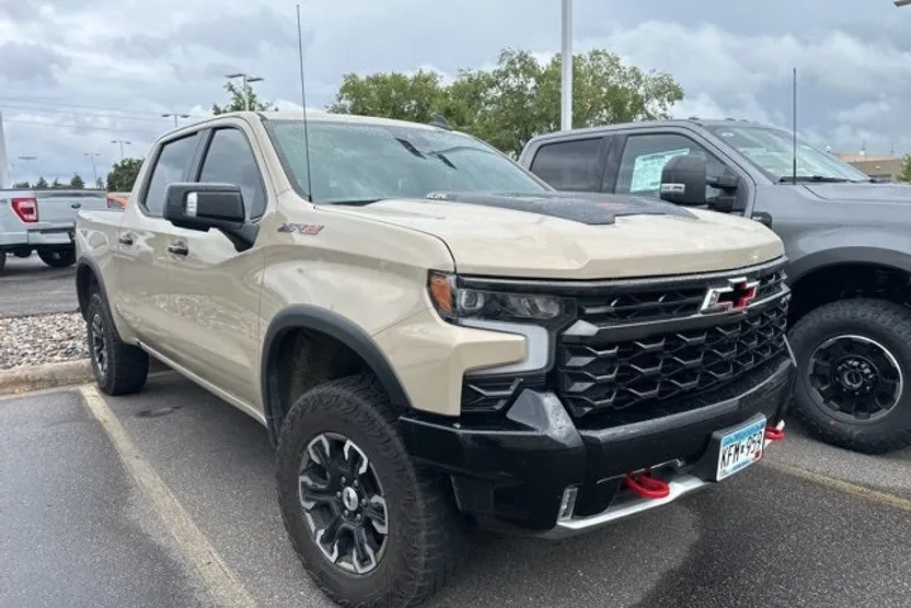 2023 Chevrolet Silverado 1500 ZR2 photo 1