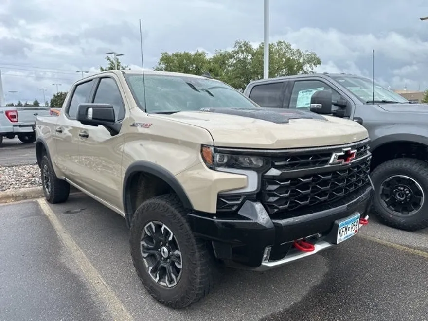 2023 Chevrolet Silverado 1500 ZR2 photo 1