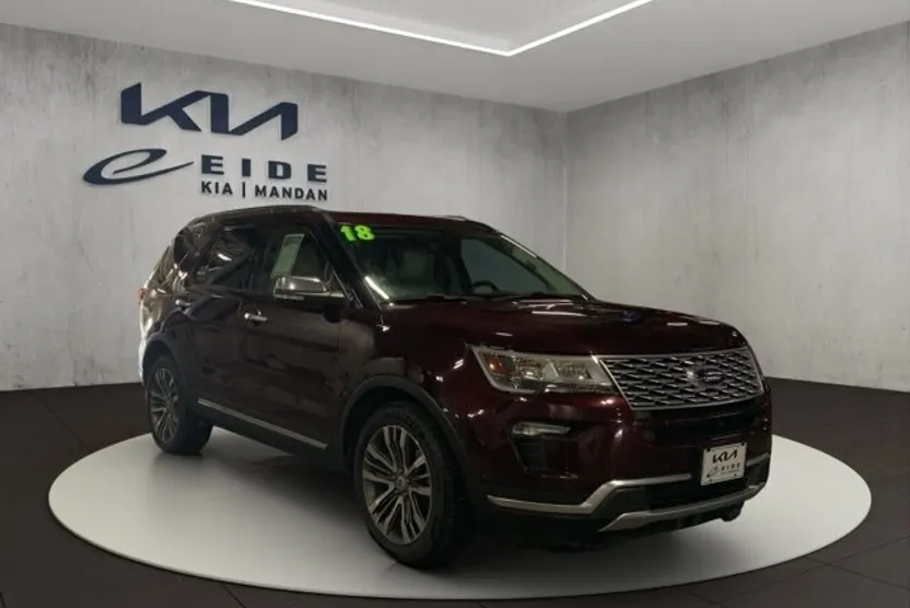 2018 Ford Explorer Platinum photo 1