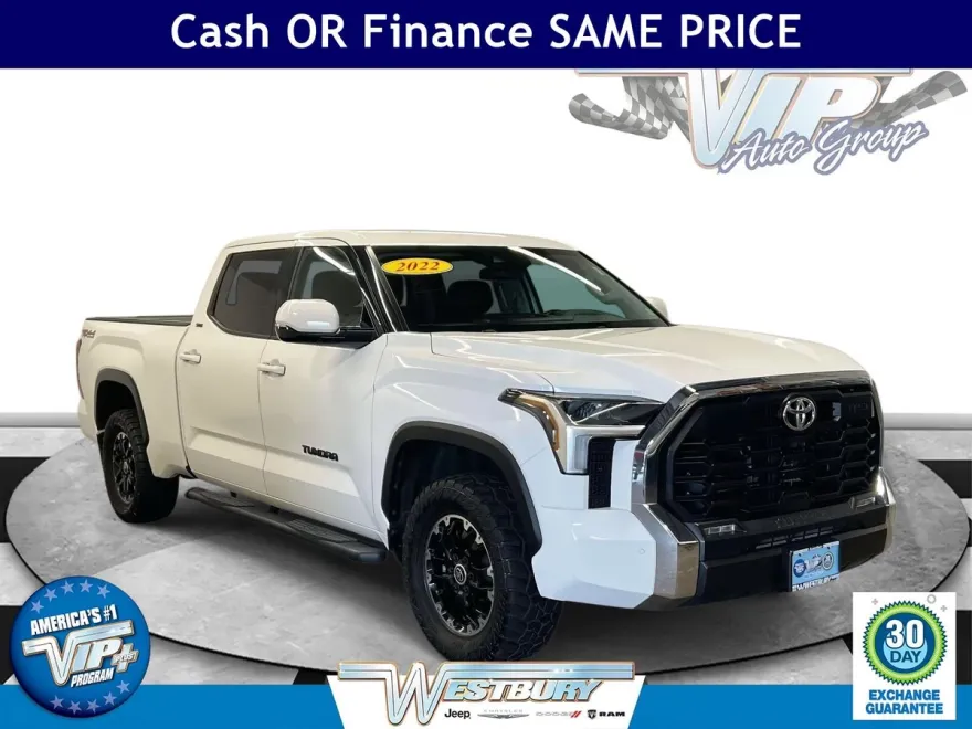 2022 Toyota Tundra SR5 CrewMax photo 1