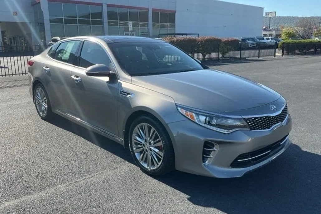 2016 Kia Optima Turbo photo 1