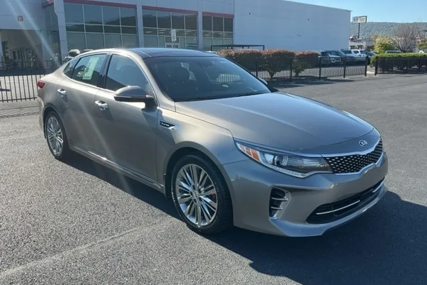 2016 Kia Optima Turbo photo 1