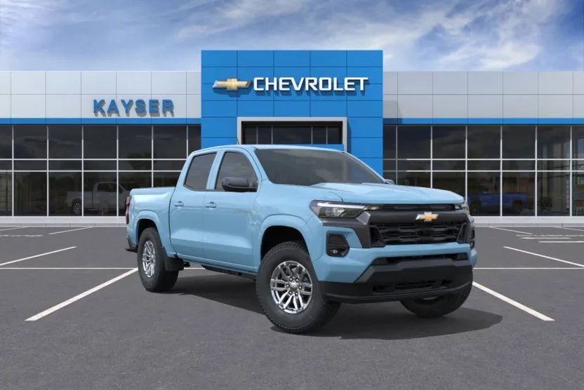2026 Chevrolet Colorado LT photo 1