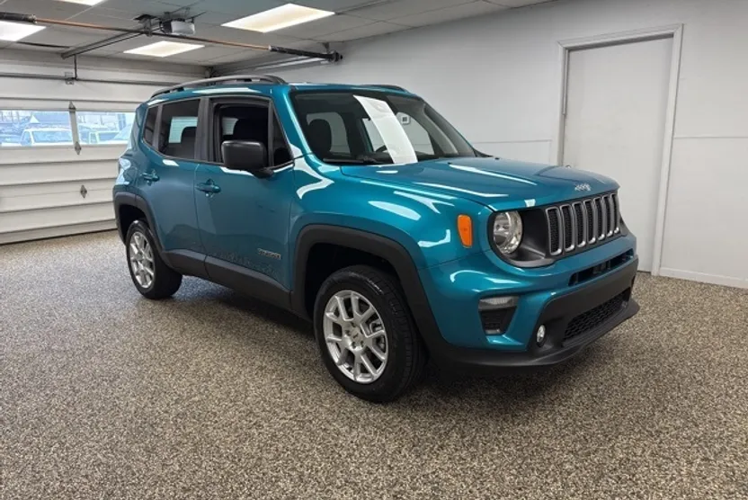 2022 Jeep Renegade Latitude photo 1