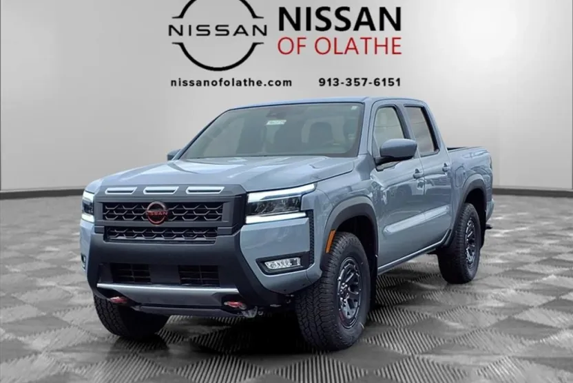 2025 Nissan Frontier PRO-4X photo 1