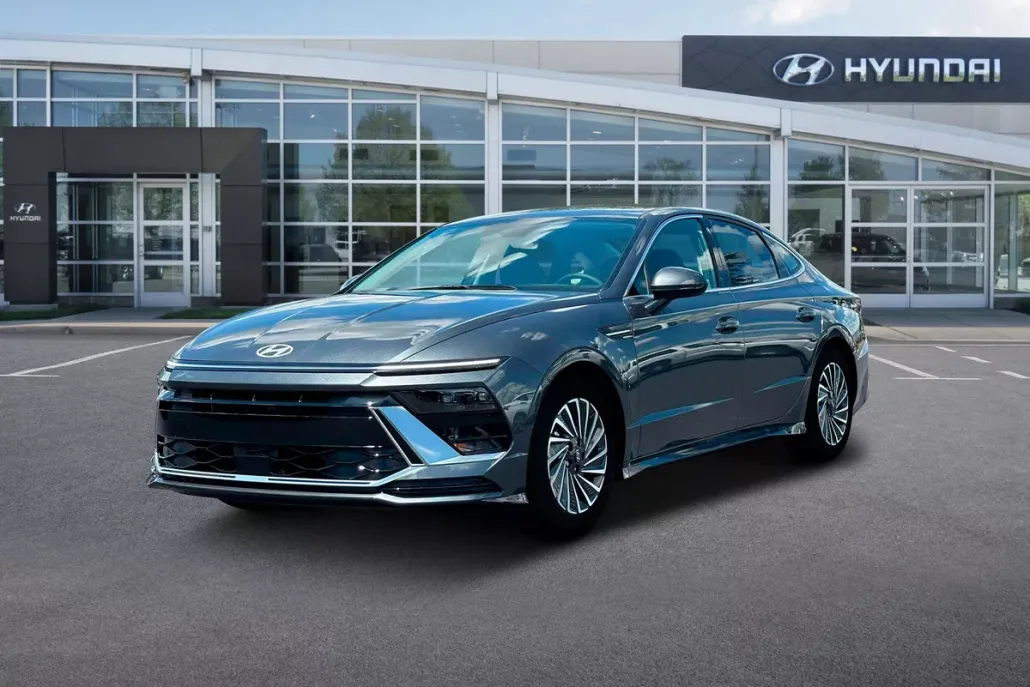 2025 Hyundai Sonata Hybrid SEL photo 1