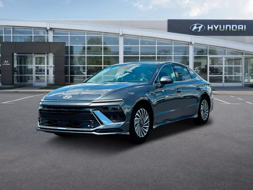 2025 Hyundai Sonata Hybrid SEL photo 1