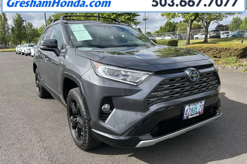 2020 Toyota RAV4 Hybrid XSE photo 1