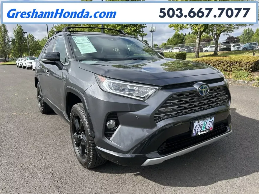 2020 Toyota RAV4 Hybrid XSE photo 1