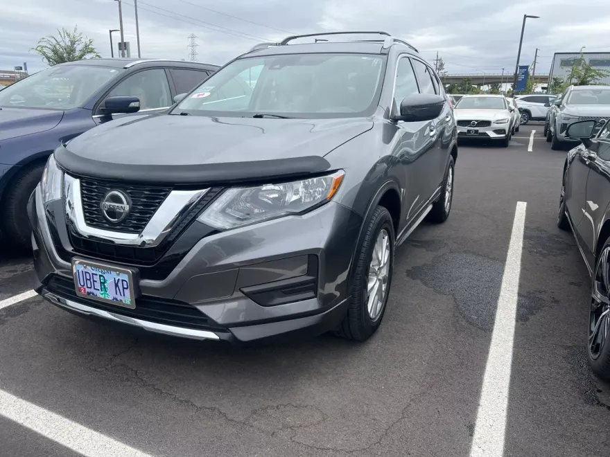 2020 Nissan Rogue S photo 1