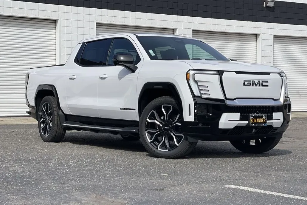 2025 Gmc Sierra EV Denali photo 1