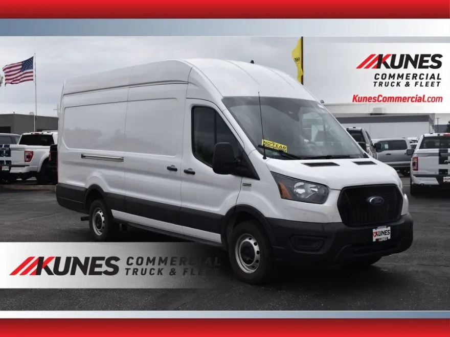 2022 Ford Transit photo 1