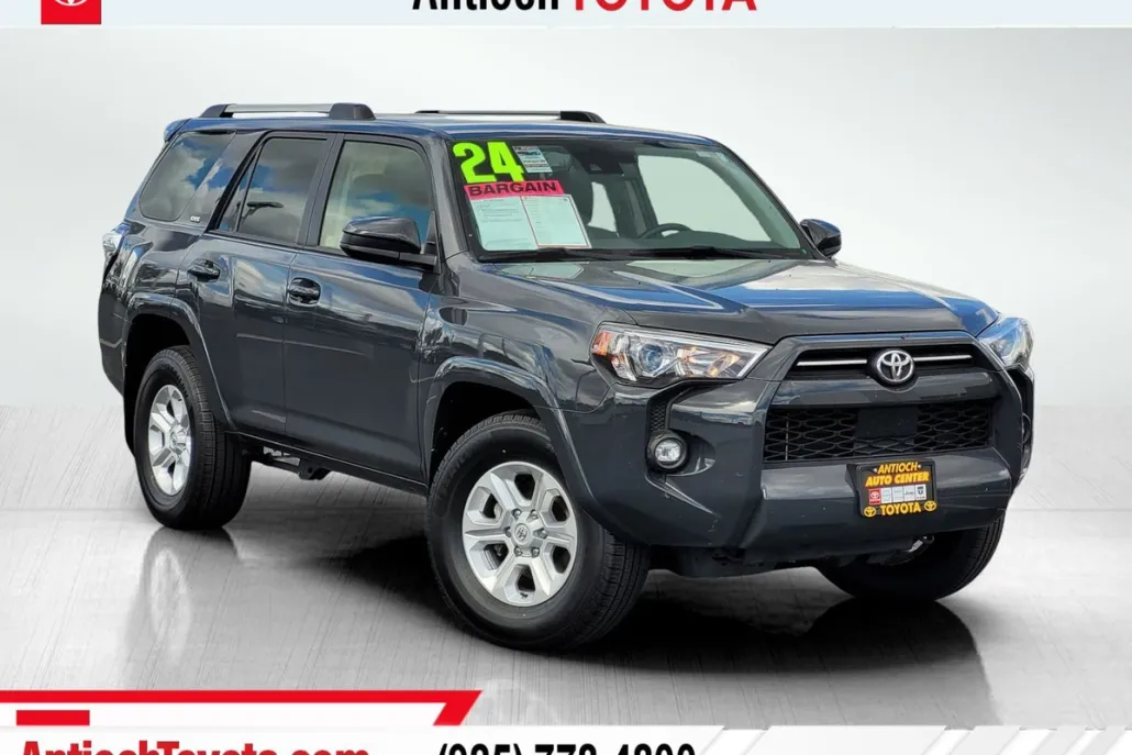 2024 Toyota 4Runner SR5 photo 1