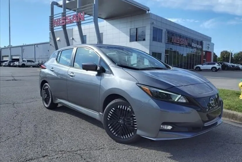 2024 Nissan Leaf SV Plus photo 1