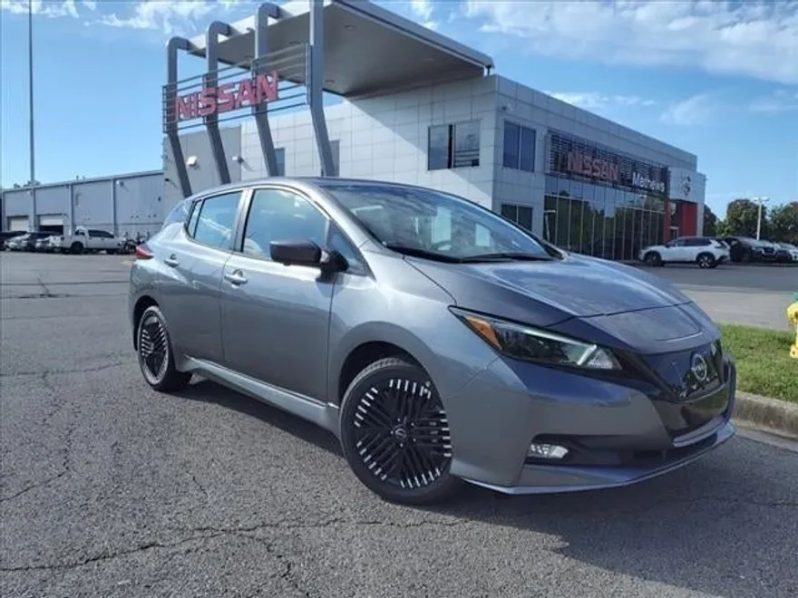 2024 Nissan Leaf SV Plus photo 1