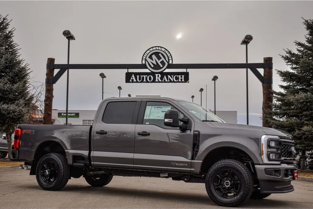 2025 Ford F-250 XL photo 1
