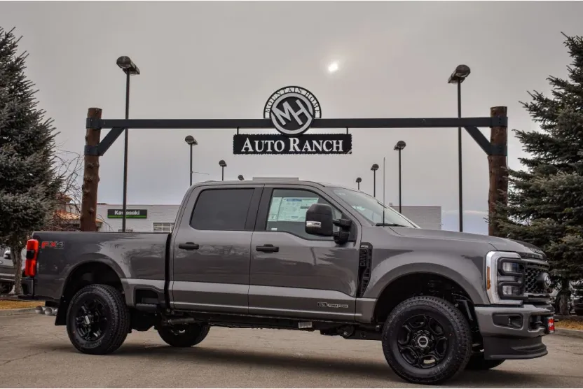 2025 Ford F-250 XL photo 1