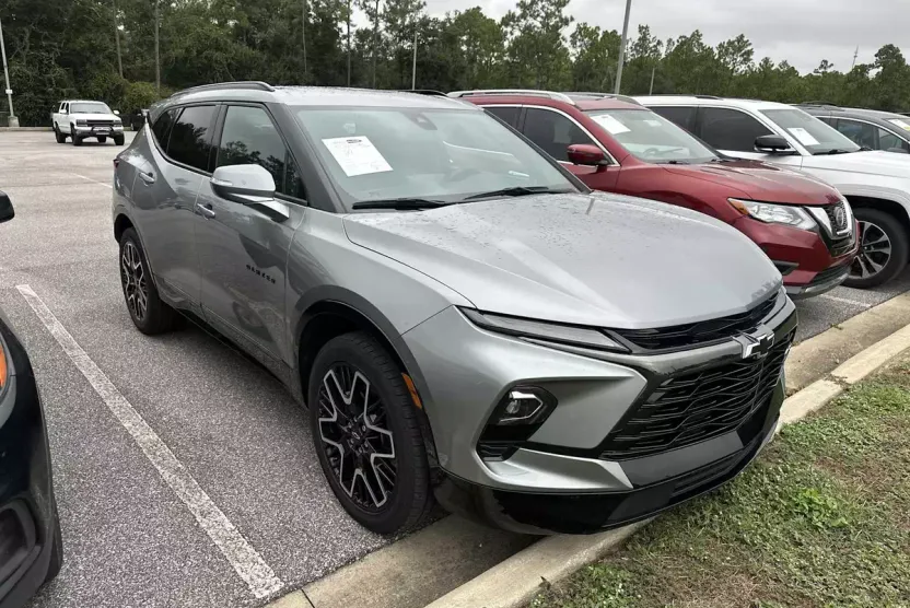 2023 Chevrolet Blazer RS photo 1