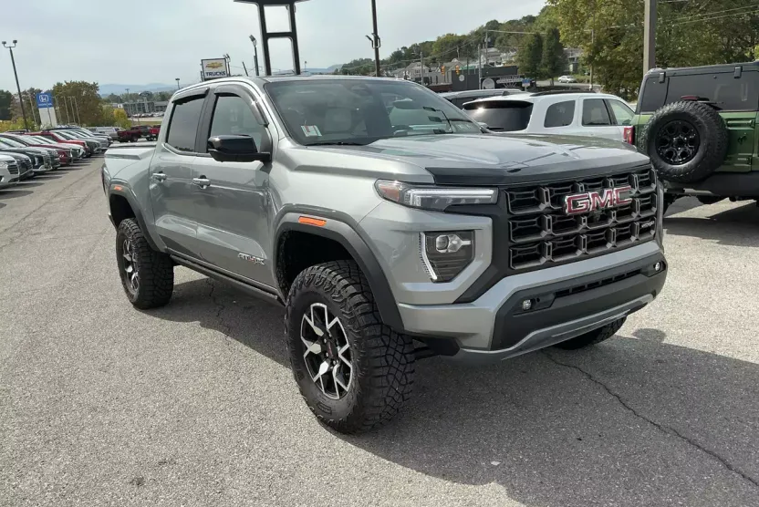 2025 Gmc Canyon AT4 photo 1