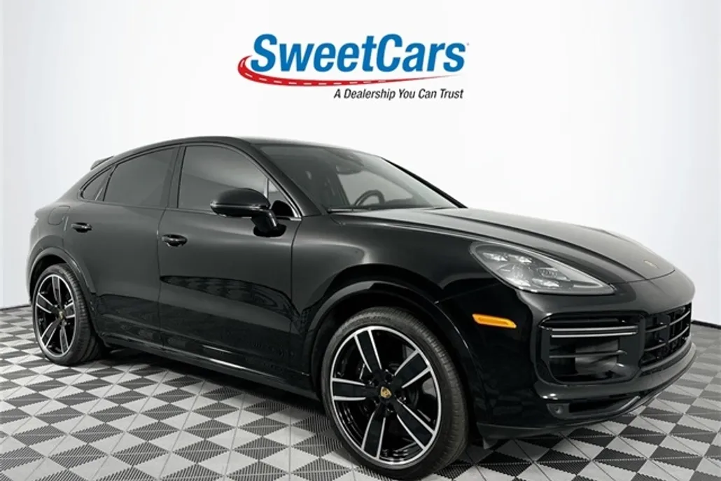 2022 Porsche Cayenne Coupe Turbo photo 1