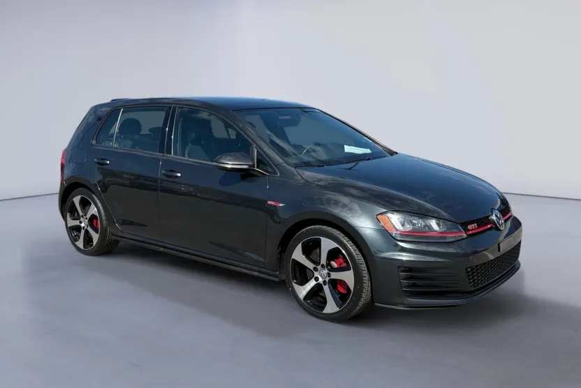 2017 Volkswagen Golf GTI SE photo 1