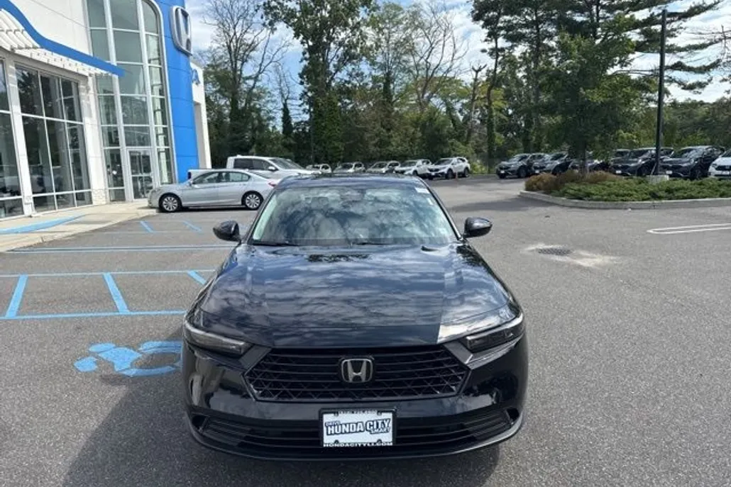 2025 Honda Accord SE photo 1