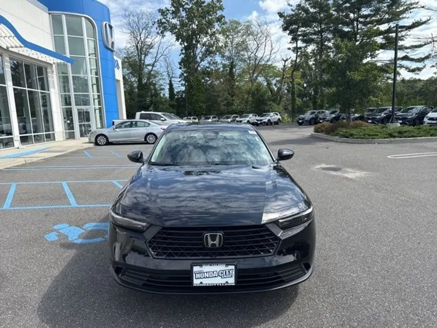 2025 Honda Accord SE photo 1