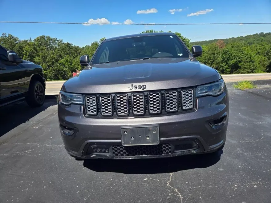2020 Jeep Grand Cherokee Altitude photo 1