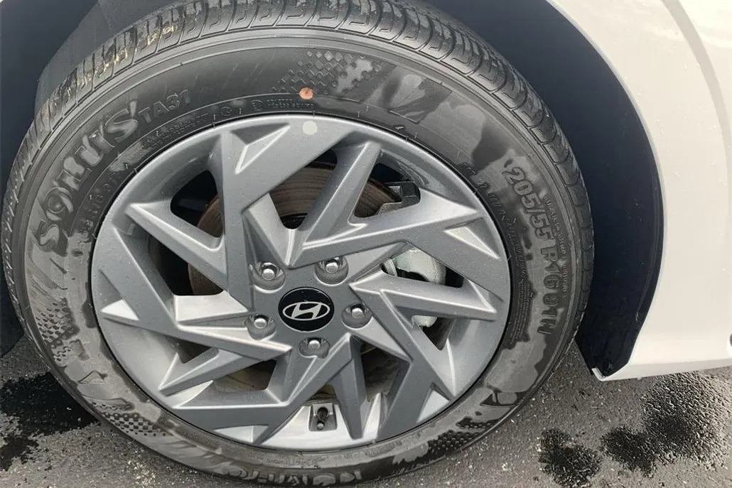 2025 Hyundai Elantra Hybrid Blue photo 1