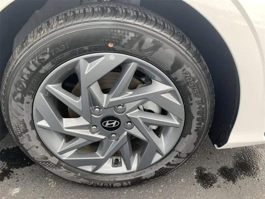 2025 Hyundai Elantra Hybrid Blue photo 1