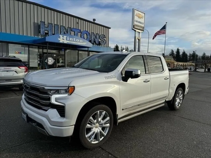 2024 Chevrolet Silverado 1500 High Country photo 1