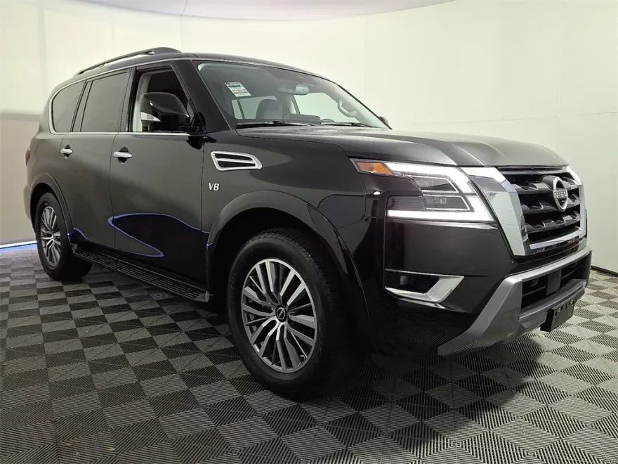 2022 Nissan Armada SL photo 1