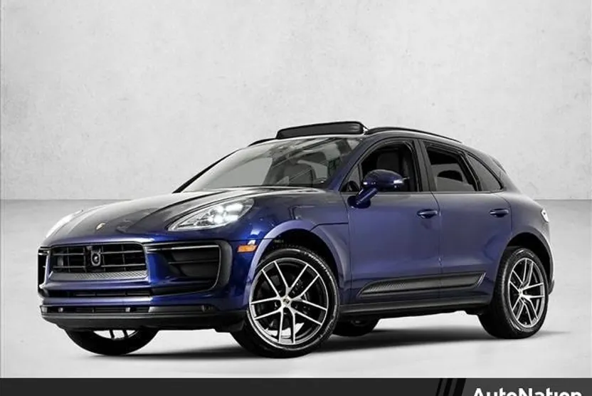 2024 Porsche Macan T photo 1