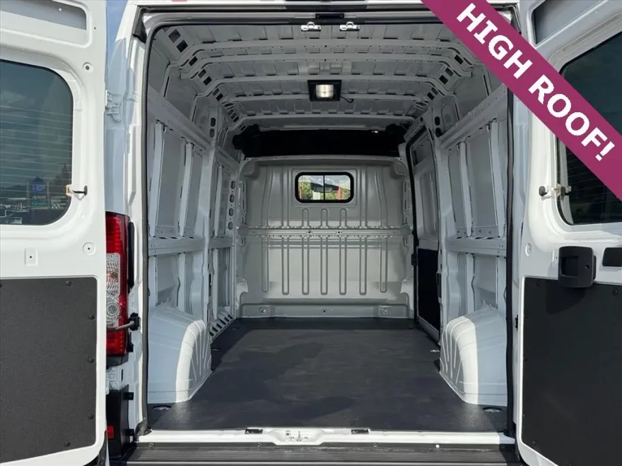 2025 Ram ProMaster 3500 photo 1