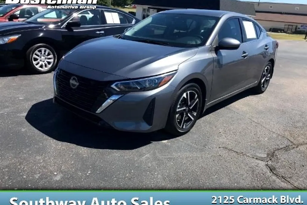 2024 Nissan Sentra SV photo 1