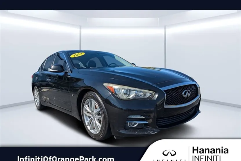 2014 Infiniti Q50 photo 1