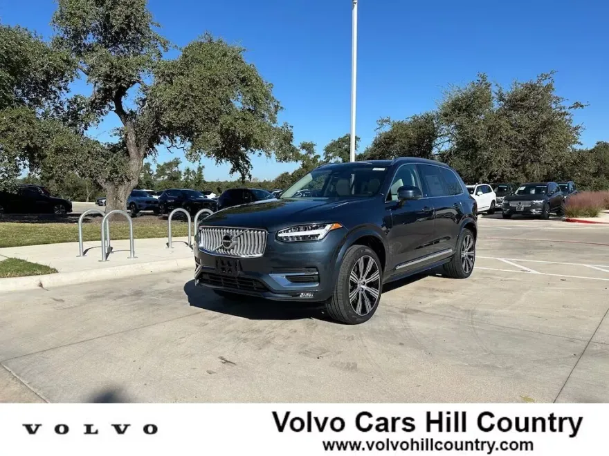 2025 Volvo XC90 Plus photo 1